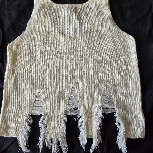 Women's Size X Large V-Neck Knit Beige Knit Tank W/Fringe Bottom - Picture 5 of 10
